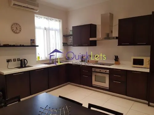 Friendly Tigne Point Apartment Sliema