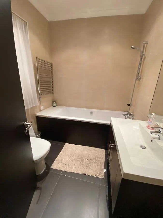 Friendly Tigne Point Apartment Sliema Malta