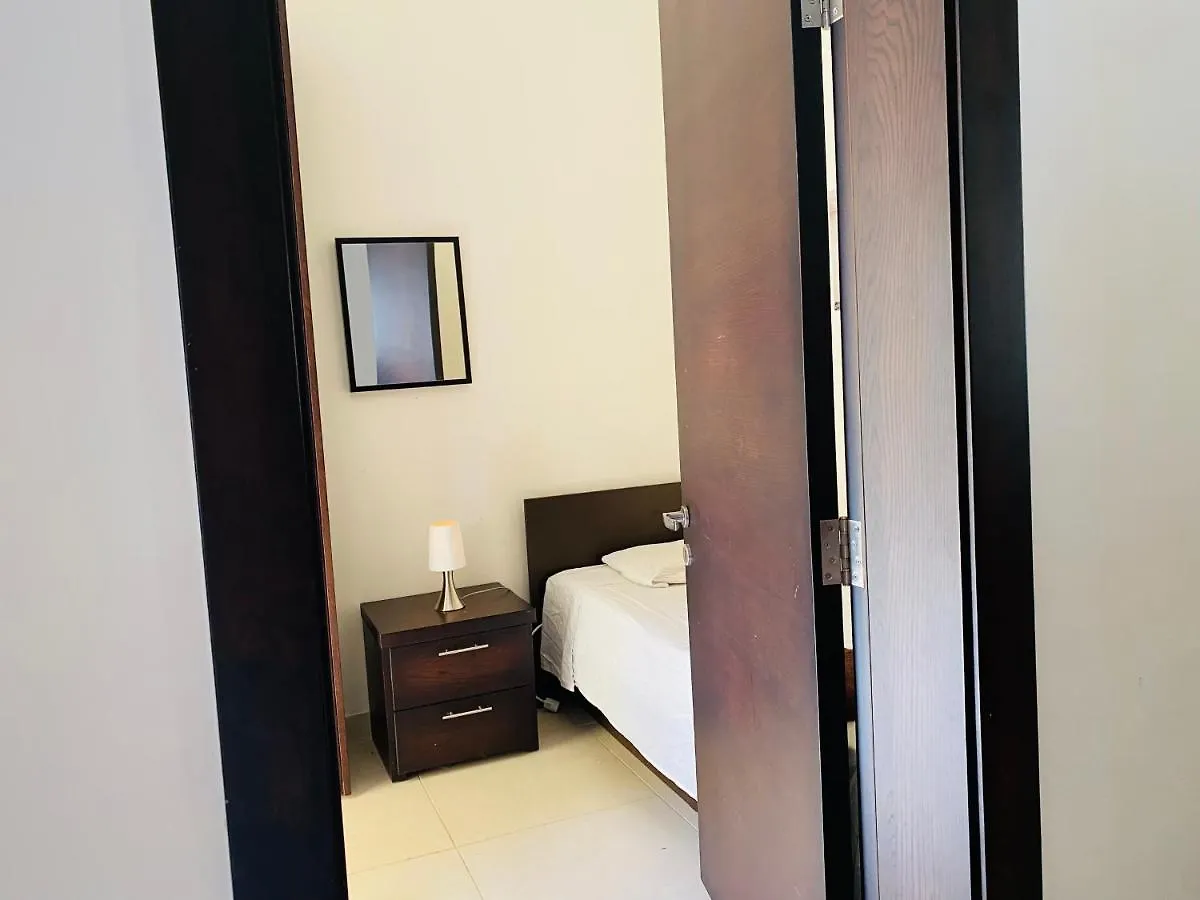 Friendly Tigne Point Apartment Sliema