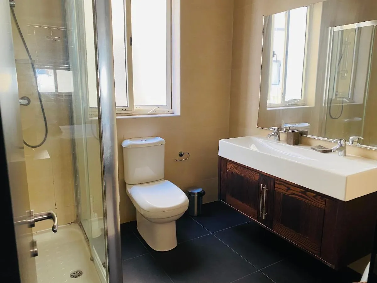 Friendly Tigne Point Apartment Sliema Malta