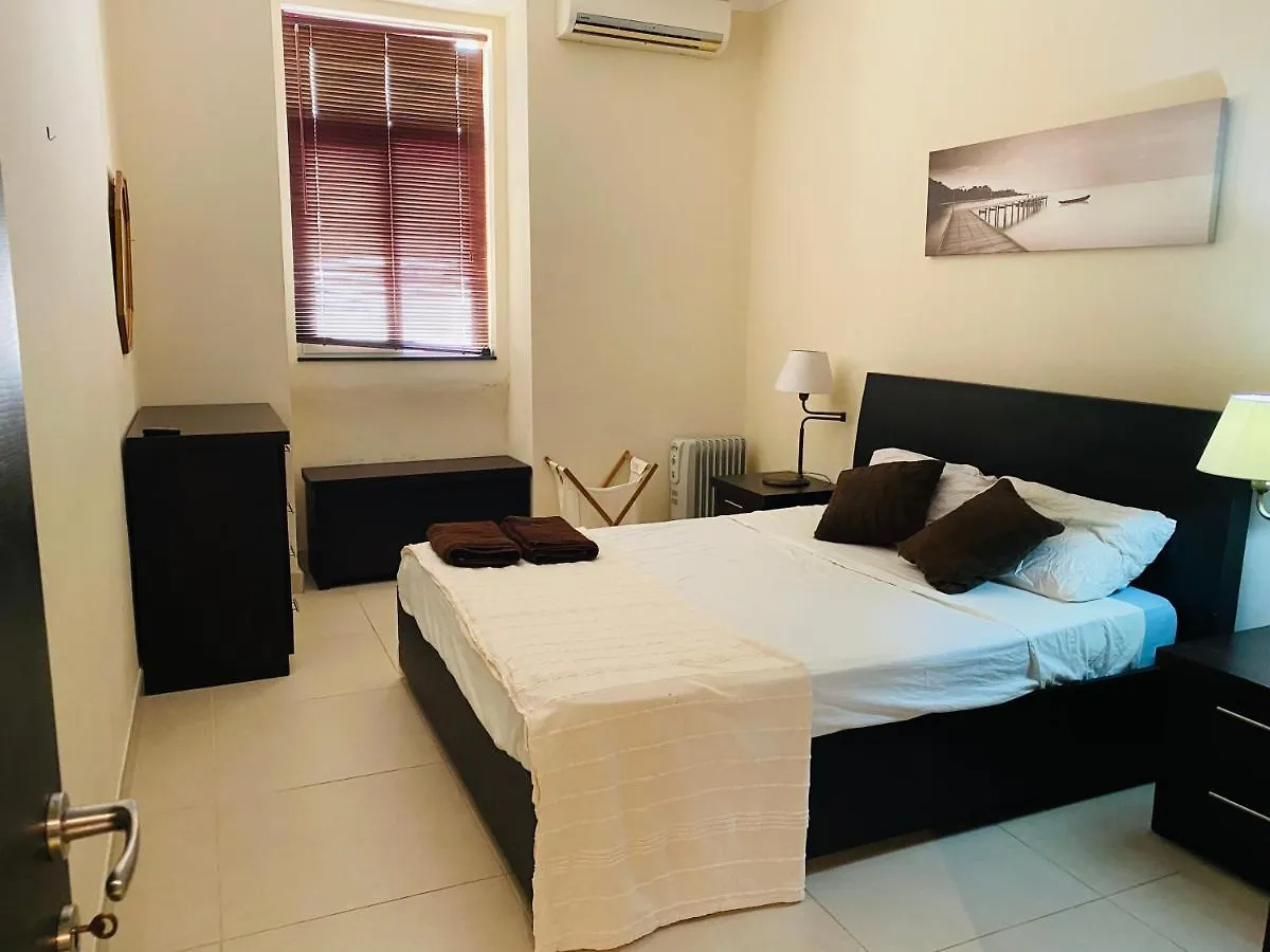 Friendly Tigne Point Apartment Sliema Malta